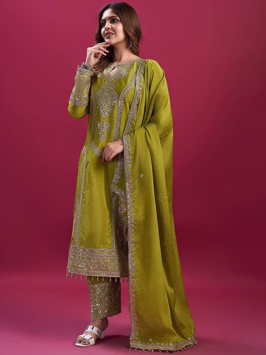 Women Ethnic Motifs Embroidered Kurta with Trousers & Dupatta - Image 4