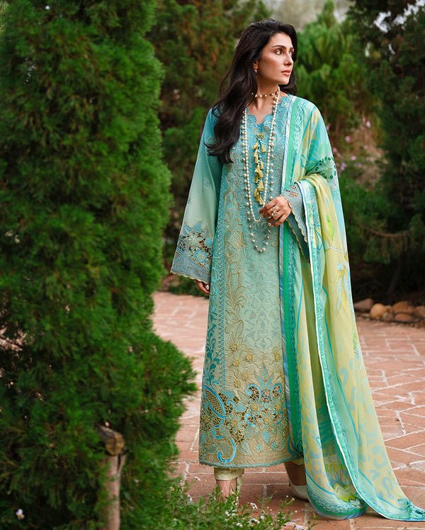 À Moi, Mushq’s newest festive lawn collection - Image 6