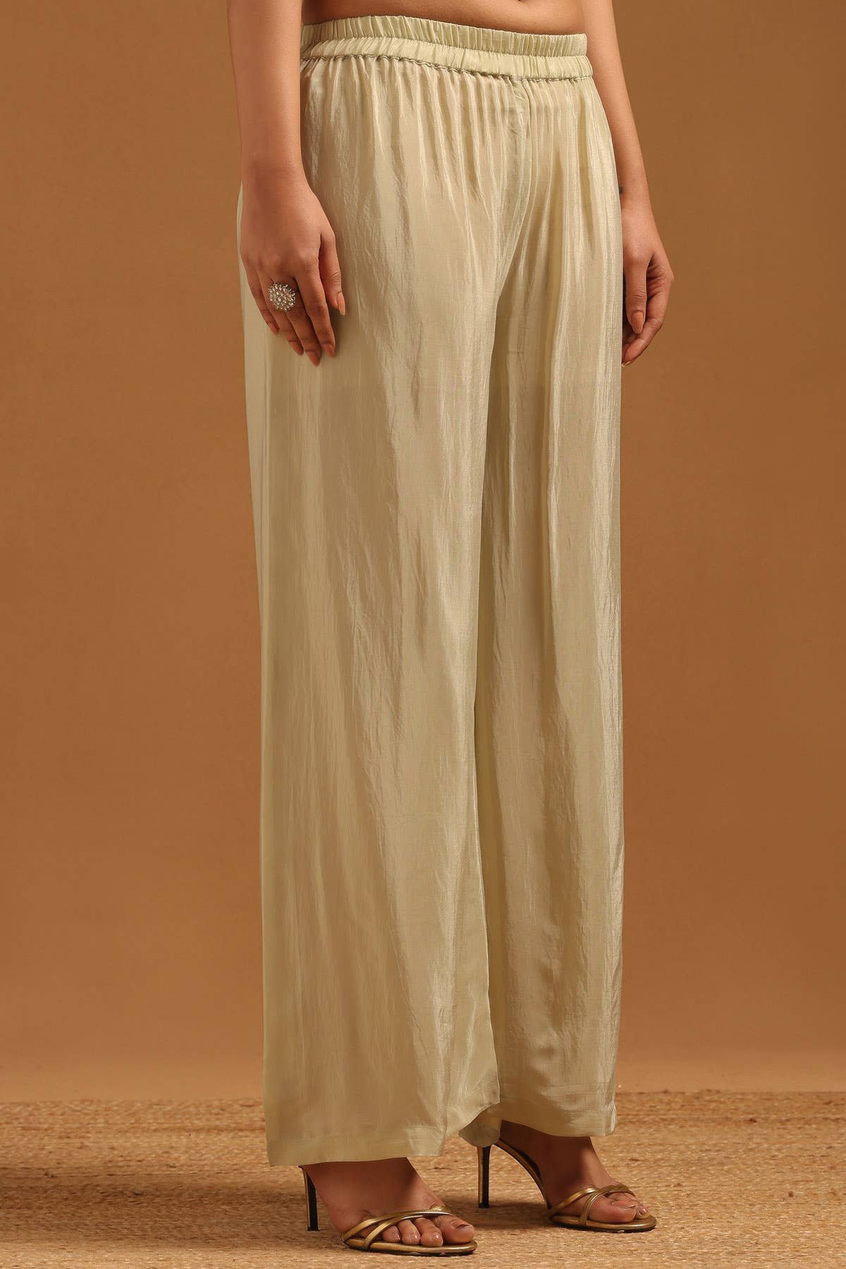 Sap Green Cutdana Crepe Salwar Suit Set Style · Hand Work Cutdana · Notch Neckline  ·  Palazzo  ·  Set of 3  ✦ - Image 4